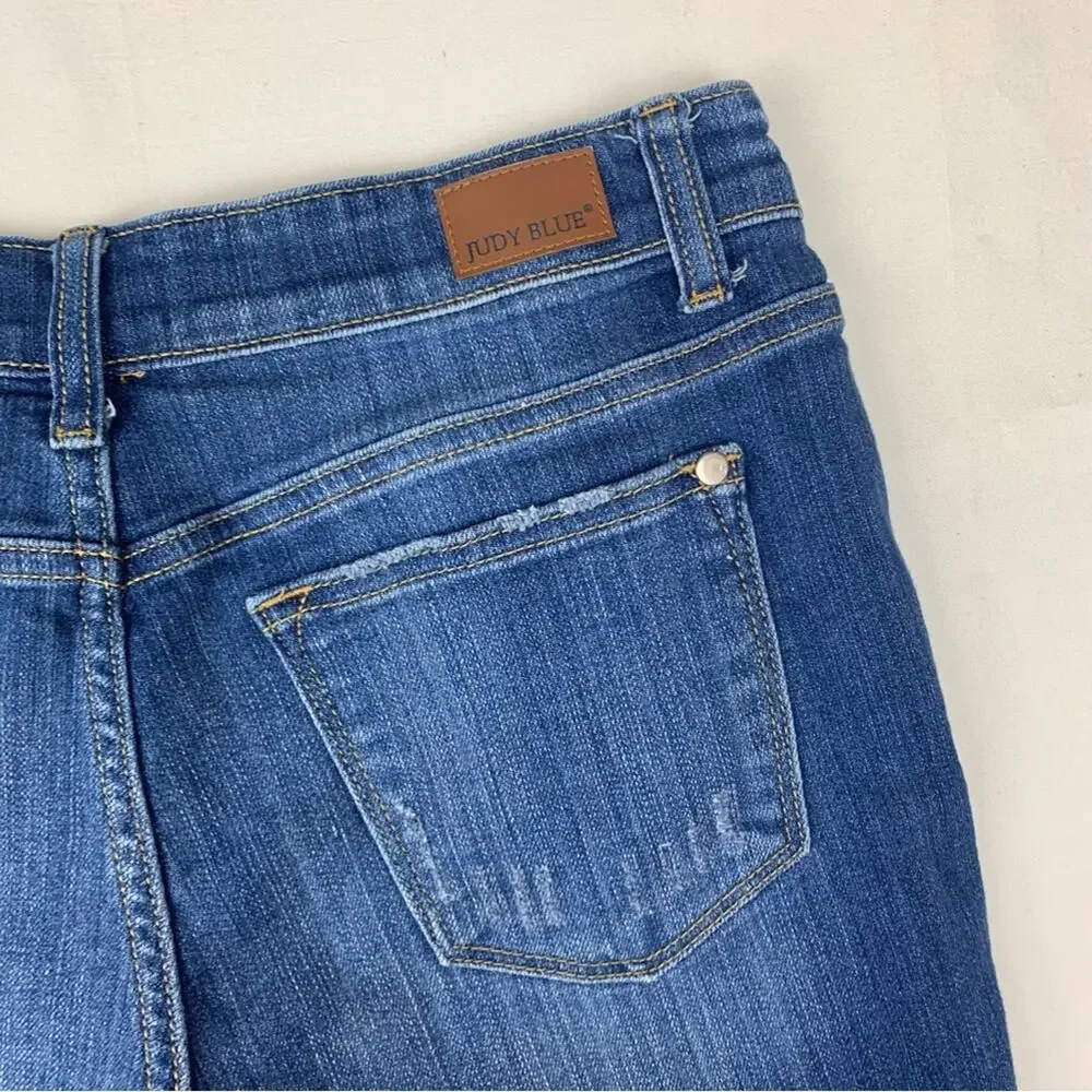 Judy Blue Women's medium denim Blue shorts distressed ruffle coastal cowgirl